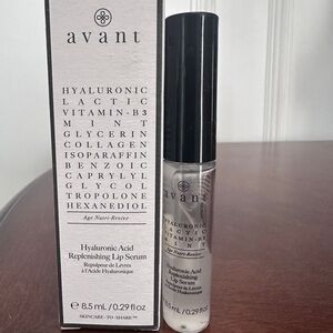Avanti Hyaluronic Acid Replenishing Lip Serum